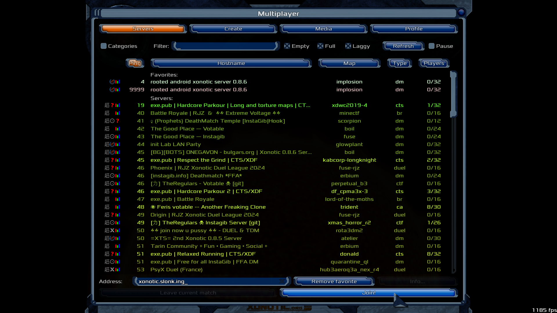 screenshot of xonotic's multiplayer menu showing 'xonotic.slonk.ing' in the address bar